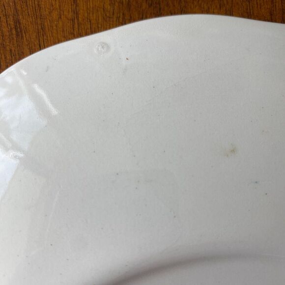 Royal Staffordshire Dinnerware by Clarice Cliff Jersey Lily Round Dinner Plate - Picture 6 of 7